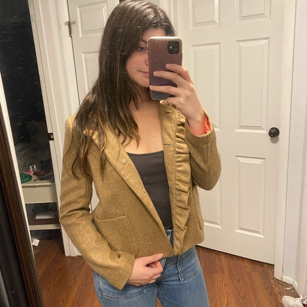 100% wool tan ruffled blazer